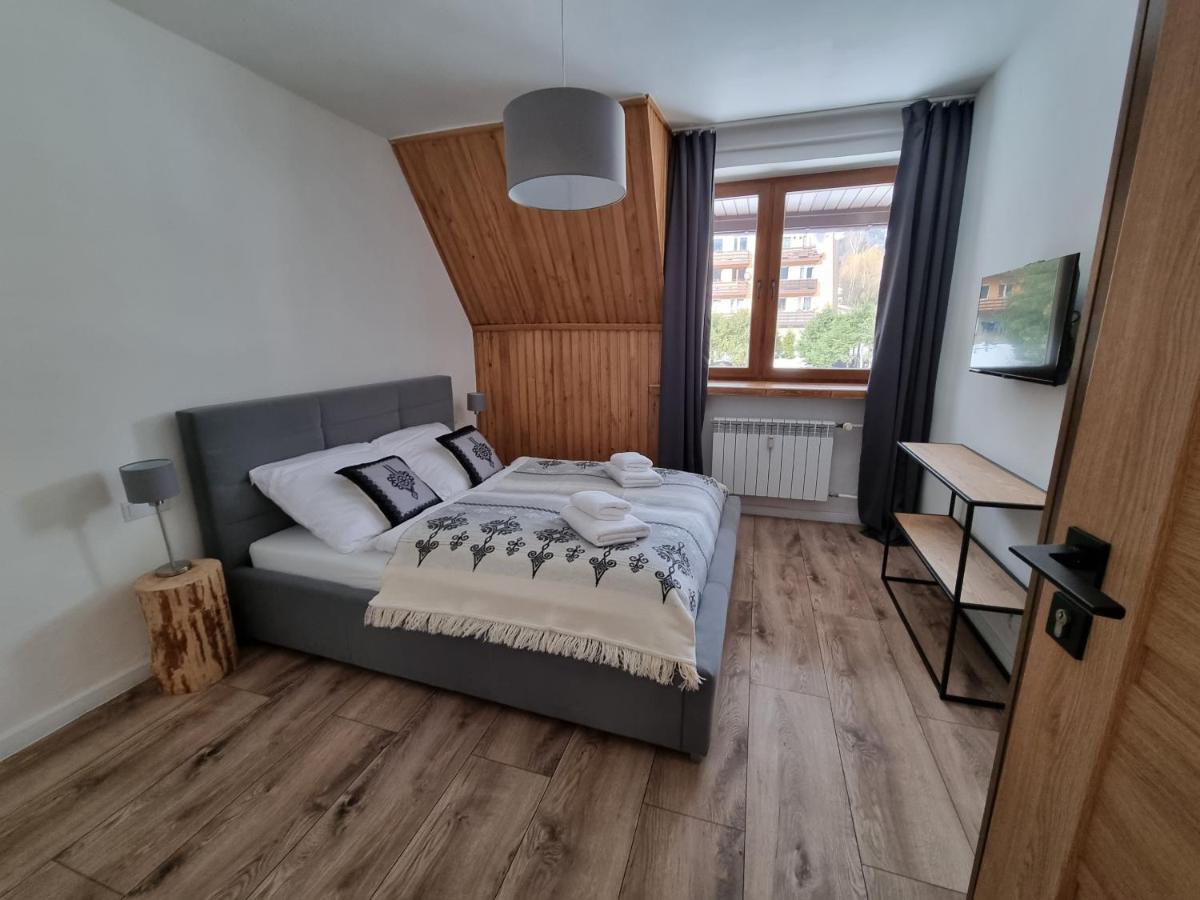 Apartament Klasyczny Z Widokiem Na Giewont กอสเชียลิสกอ ภายนอก รูปภาพ