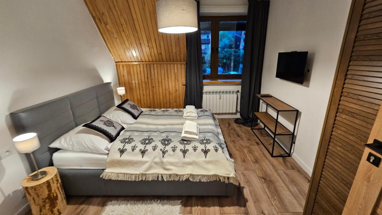 Apartament Klasyczny Z Widokiem Na Giewont กอสเชียลิสกอ ภายนอก รูปภาพ